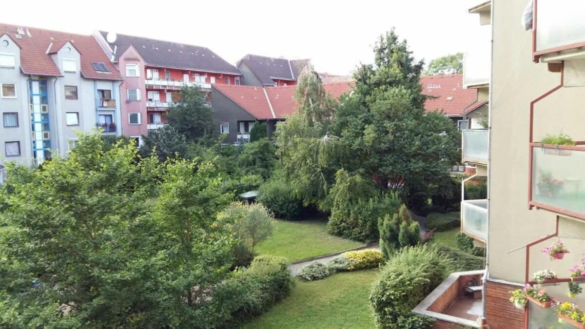 Sunny Balcony - Cute And Cozy Apartment Budapest Exterior photo