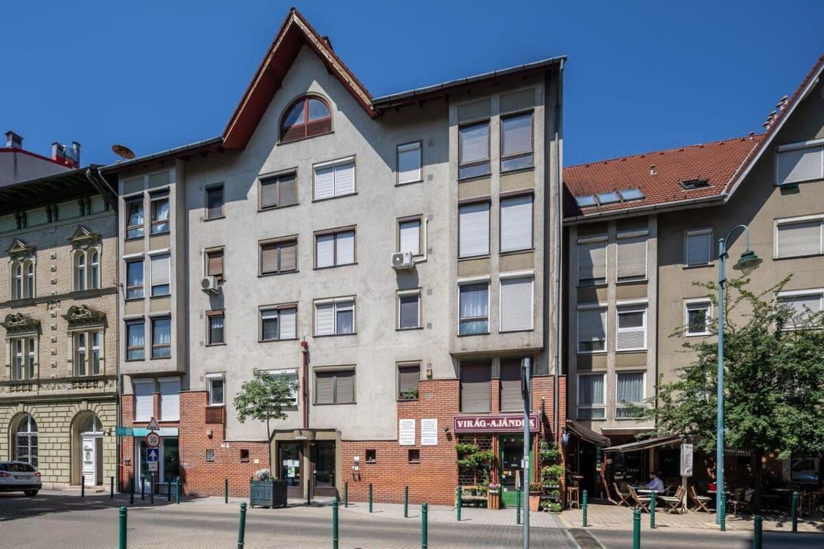 Sunny Balcony - Cute And Cozy Apartment Budapest Exterior photo
