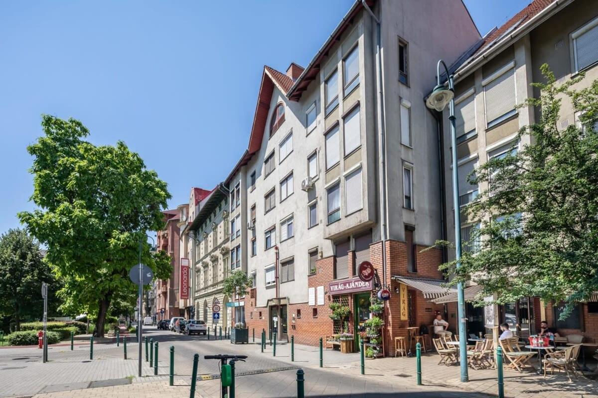 Sunny Balcony - Cute And Cozy Apartment Budapest Exterior photo